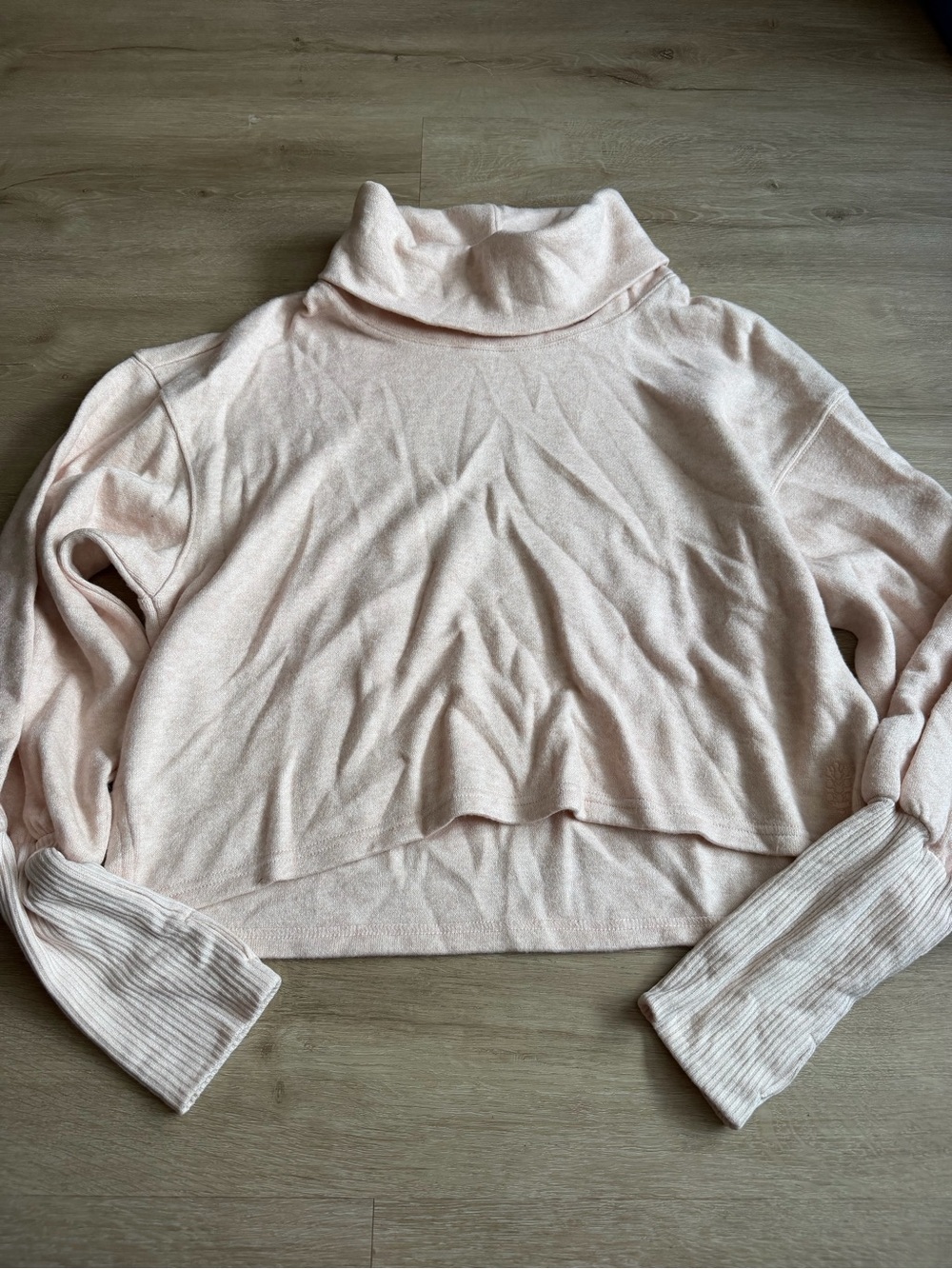 Free People Movement Ride It Out Layer pale Pink Sz L NWT - Picture 3 of 9